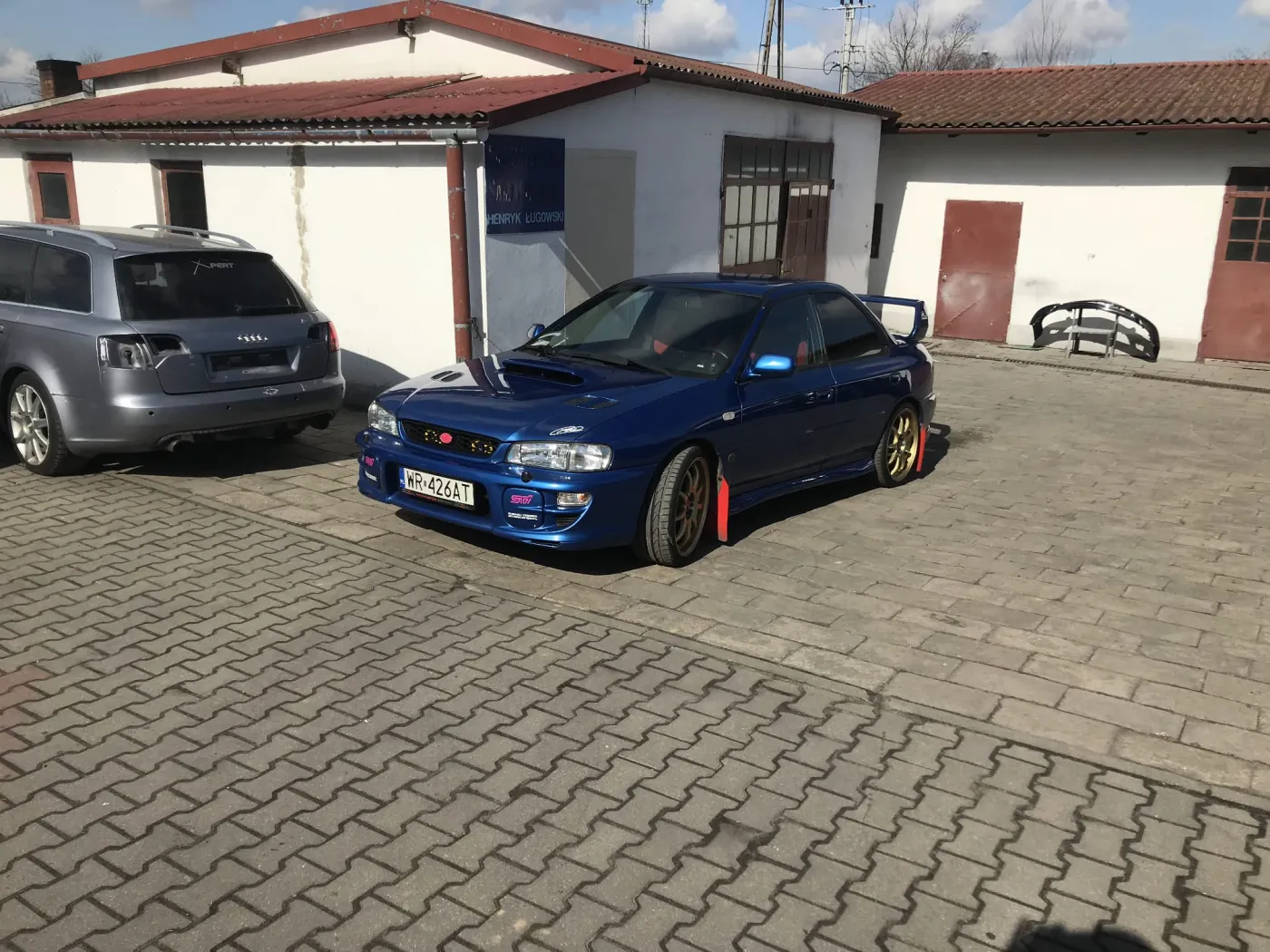 Renowacja klasyka — Subaru Impreza, lakiernik Radom