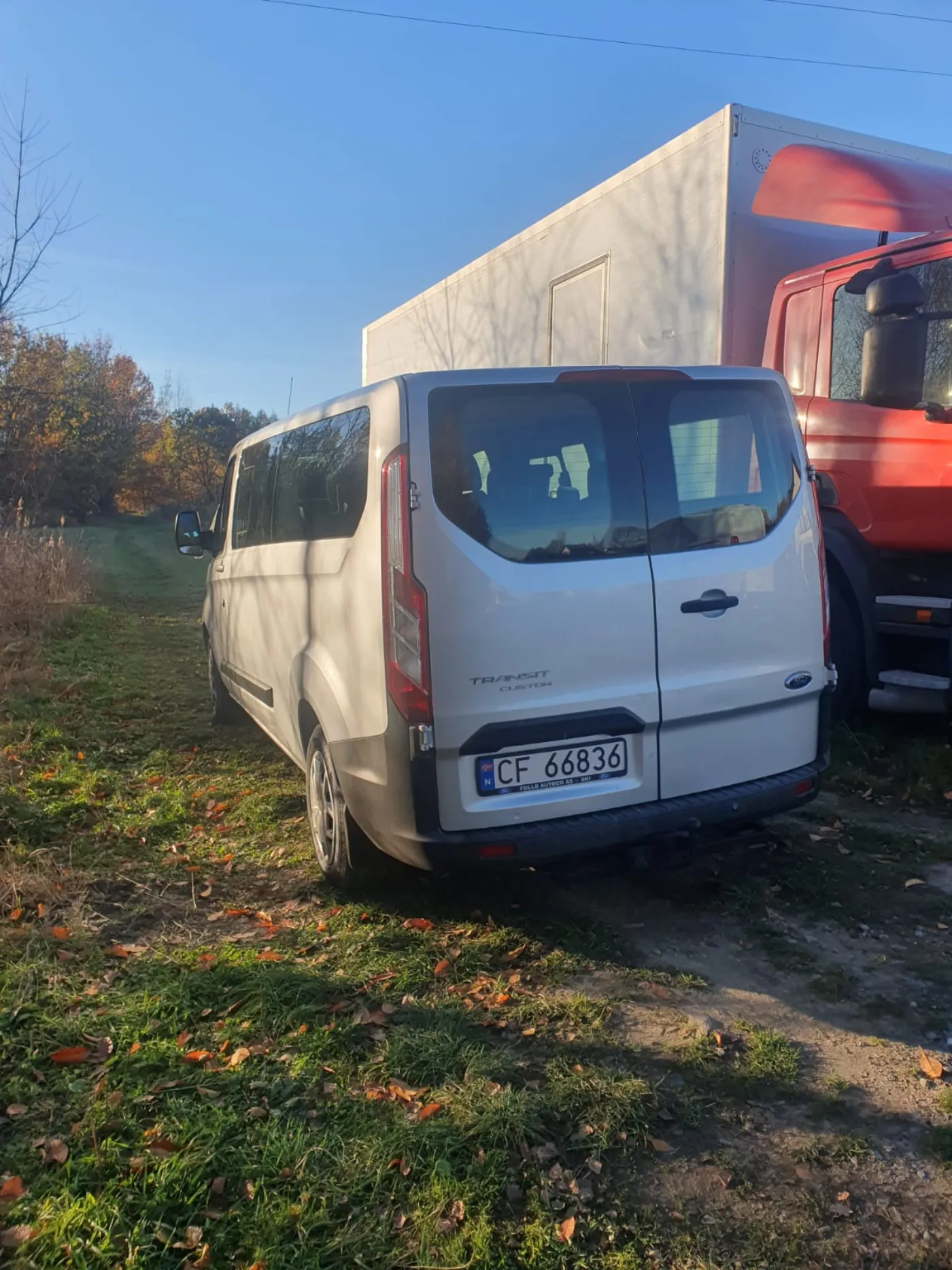 Zmiana koloru auta — Ford Tourneo, lakiernik Radom