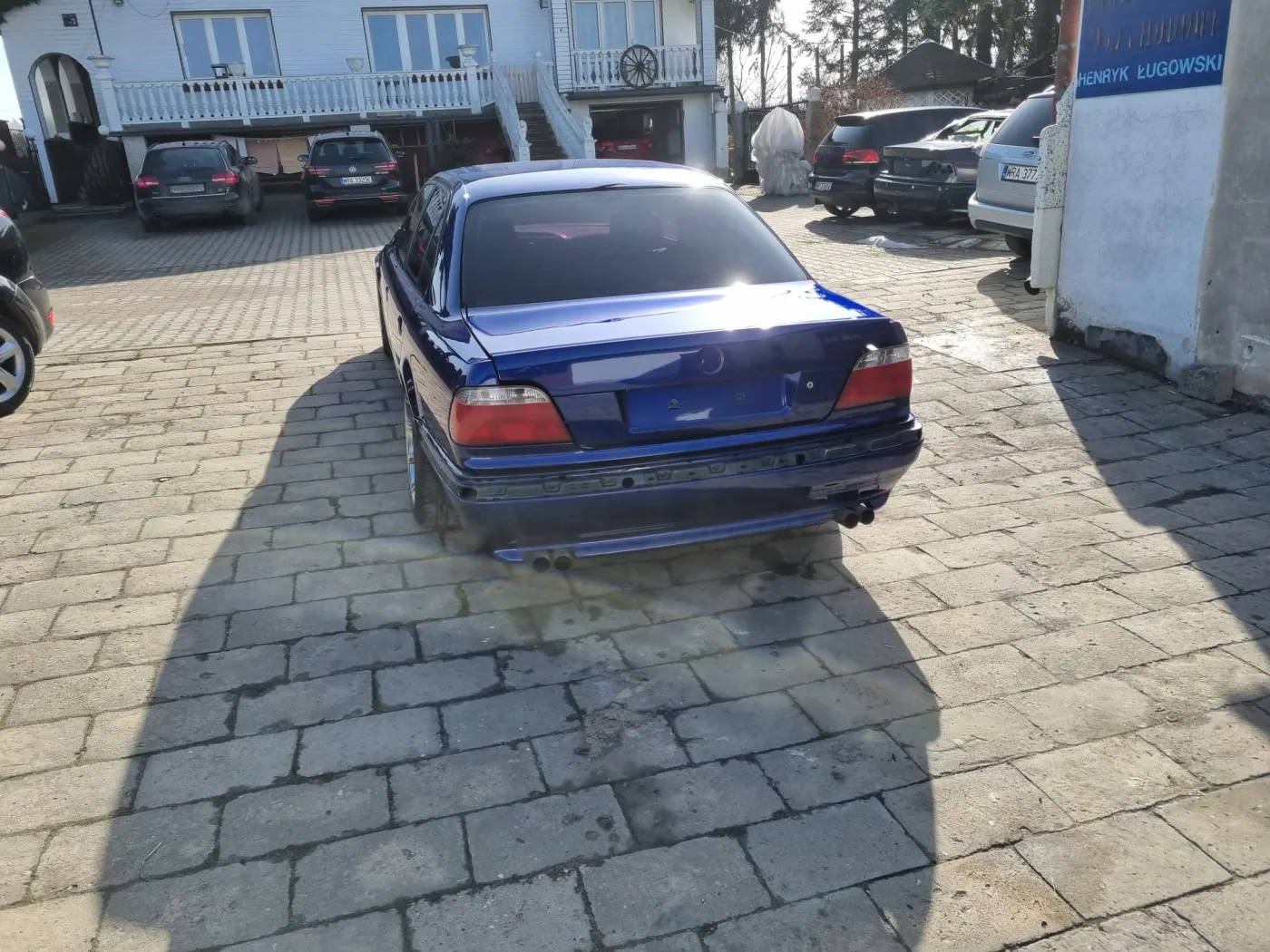 BMW serii 7 (E38) — zmiana koloru, lakiernik Radom — zdjęcie 1